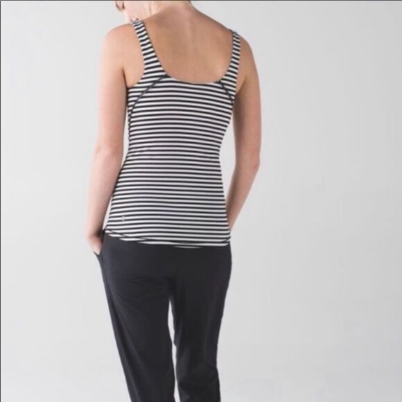 Lululemon Amala Black White Stripe Tank Top Built in Bra 8 - Picture 2 of 8